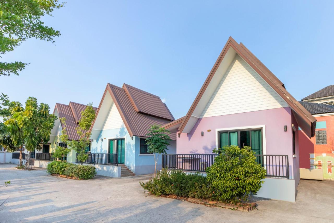 OYO 798 Reurn Mareena Resort Nakhonratchasima Buitenkant foto